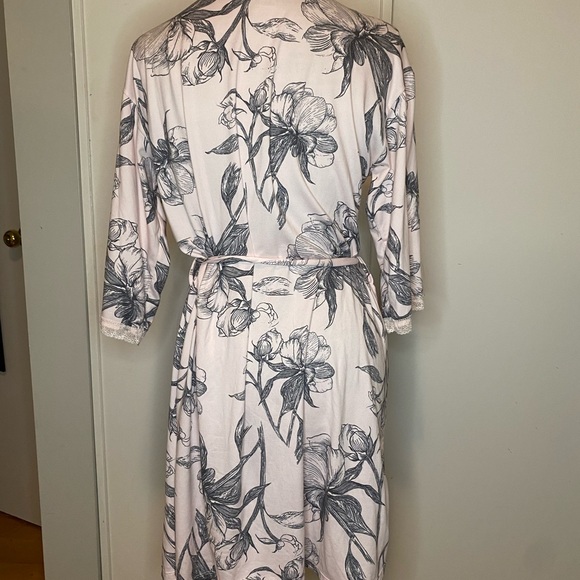 BUNDLE of 3 Night Robes - Picture 6 of 8